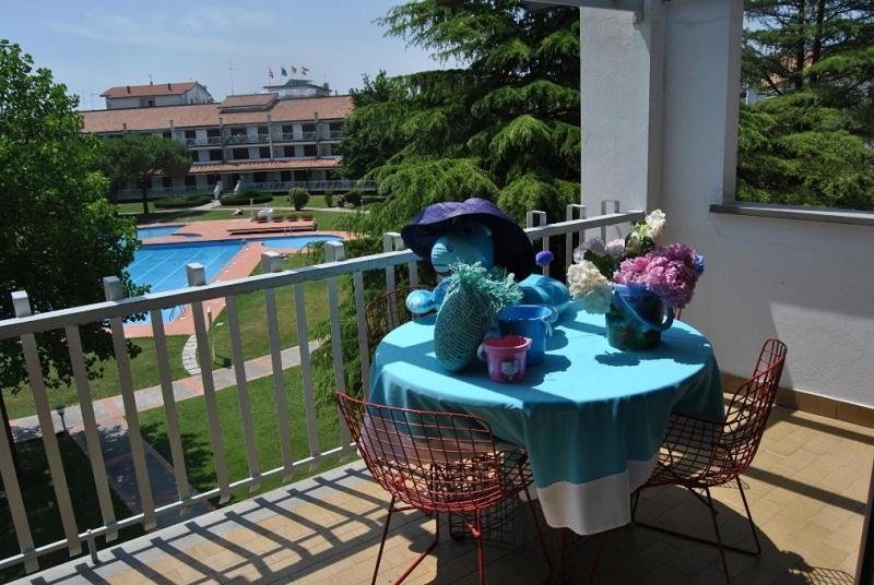 Residence Selenis Bilocale Vista Piscina - Agenzia Cocal Каорле Екстериор снимка